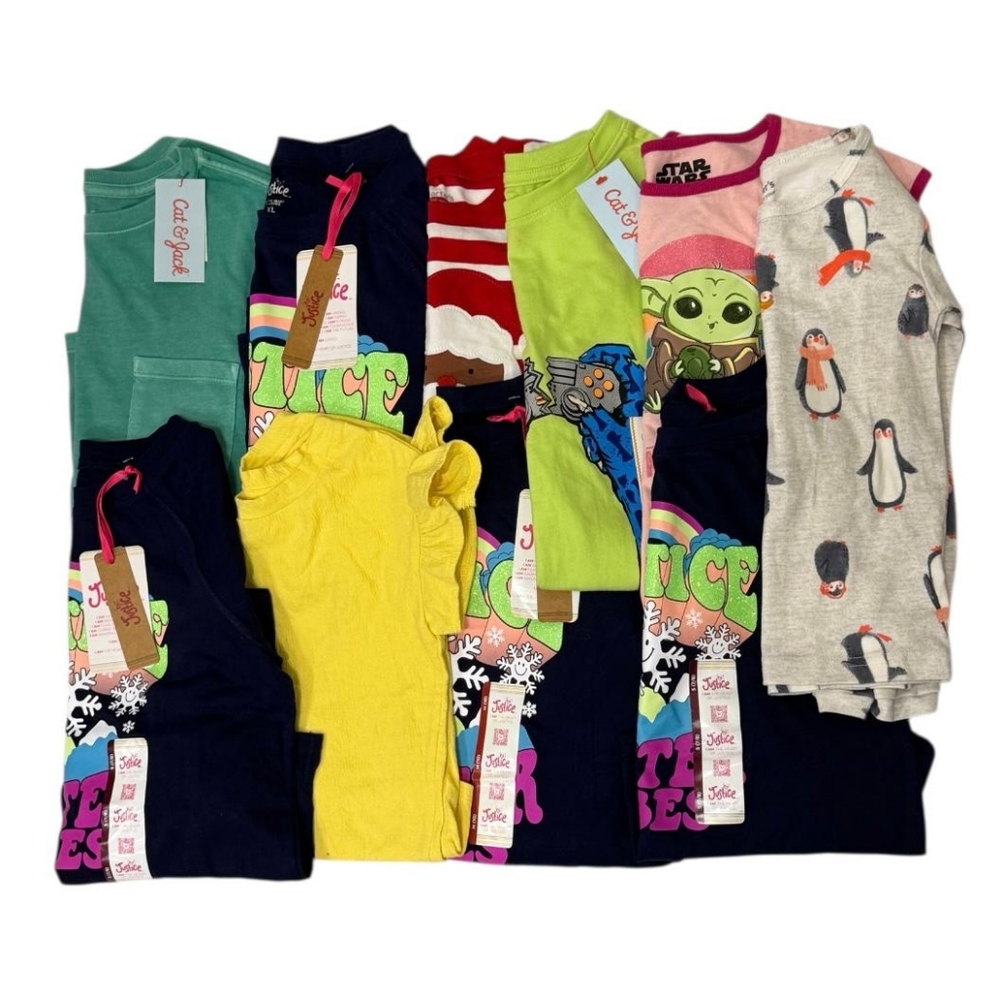 Lot of 10 blouses for Kids, different designs, sizes and colors. - Picture 5 of 5